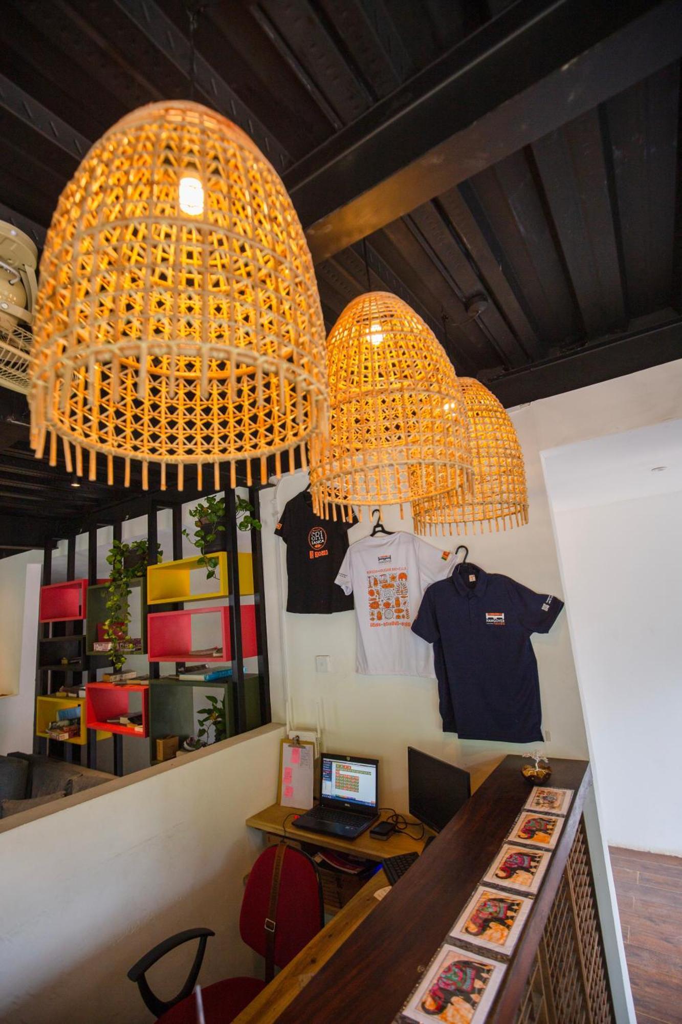 Hangover Hostels Ella Exterior photo