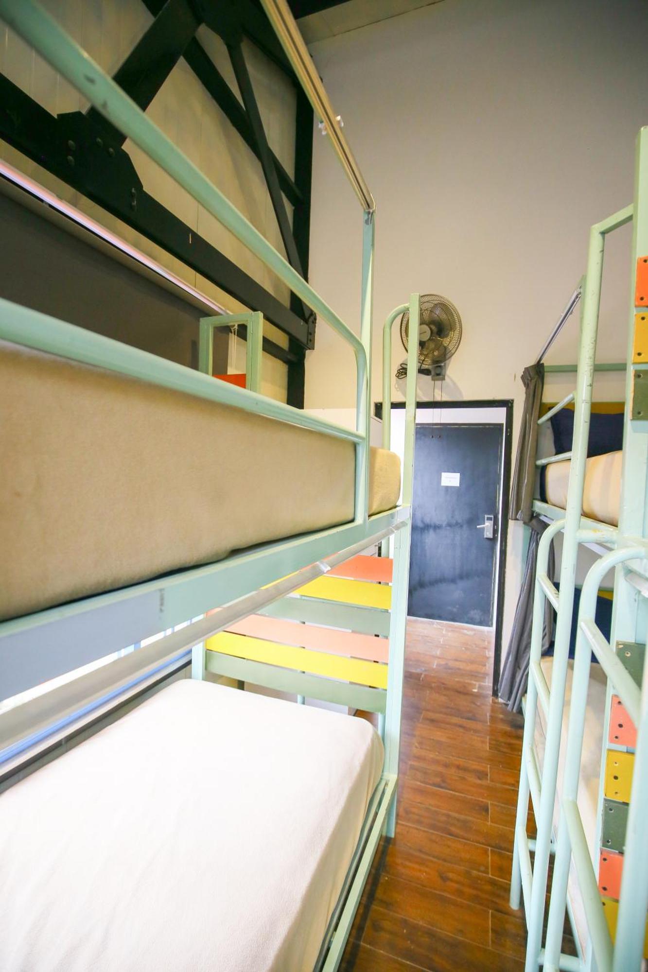 Hangover Hostels Ella Exterior photo